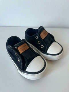 Zapatillas negras son cordon mimo t.19 (295) - comprar online