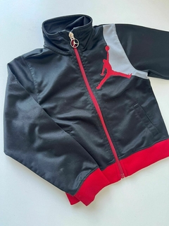Campera negra jordan 4a(326)