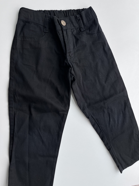 Pantalón negro Kilo t4 años (146-11)