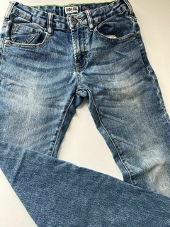 Jean azul jaspeado linea verde straig fit 10a(271)