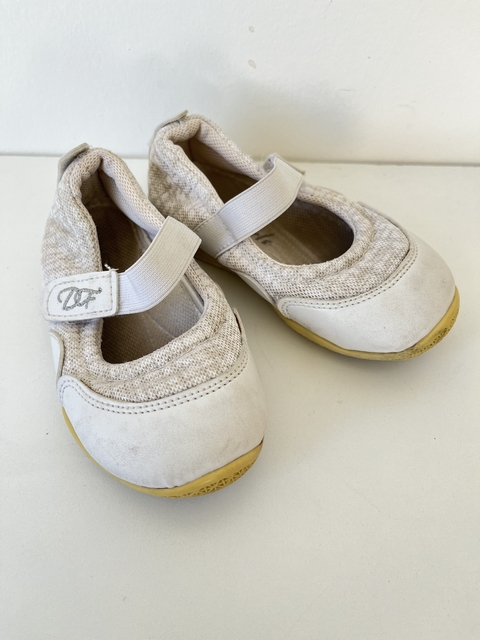 Zapatillas blancas tela con abrojo Diuff t22(227)