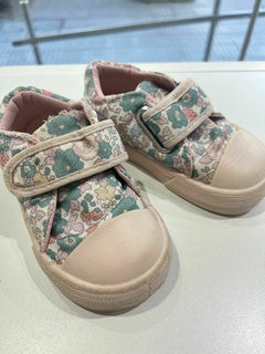 Zapatillas flores con abrojo cheeky T.21(169) en internet