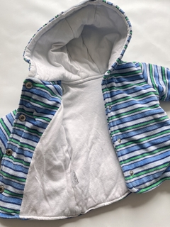 Campera de plush doble lienas azules y celestes crayon 9m (231)