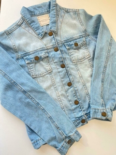 Campera de jean azul bordado cheeky 12a(289)
