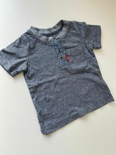 Chomba azul mc algodon levis 6-9m(255)