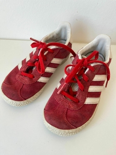 Zapatillas rojas lineas blancas adidas t.26(10)