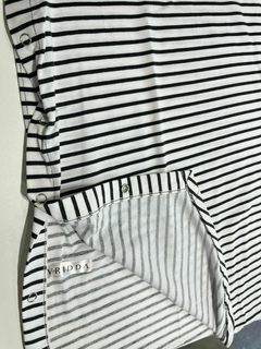 Remeron rayado blanco y negro mc Vridda T.3(357) - comprar online
