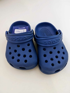 Crocs azules t17(191)