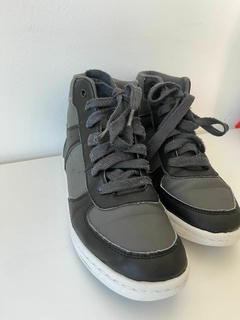 Zapatillas gris y negro Mimo t.37(181) en internet