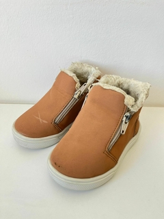 Botas marrones cierre peluditas kickers T.21(279)
