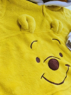 Buzo peludito amarillo de winnie pooh importado 2a(85) - comprar online