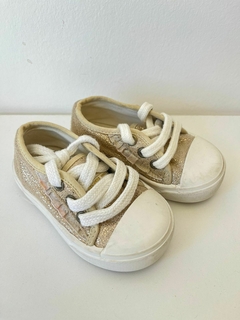 Zapatillas doradas voolados mimo T.19(279) - comprar online