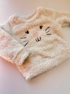 Buzo blanco peludito de carita broer 12-18m(264)