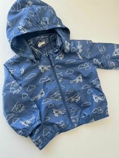 Campera azul aviones rompeviento h&M 4-6M(01) - comprar online