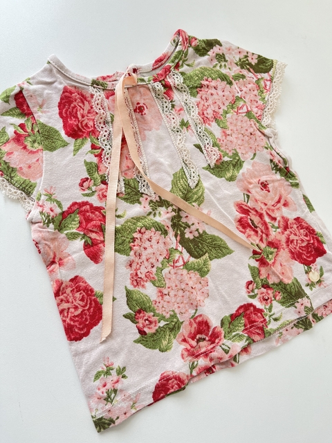 Remera mc flores rojas t12m Akiabara (113)