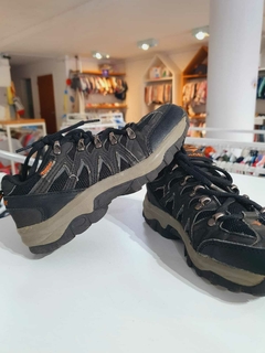 Zapatillas negras de cordon topper t.33(278) en internet