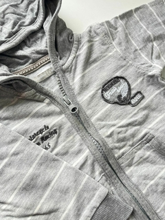Campera gris lineas rustico mimo 9m(255) - comprar online