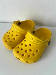 Crocs amarillas t.18(230) - comprar online