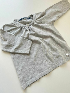 Remera lisa gris manga 3-4 castoro 3a(283)
