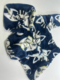 Campera de plush azul dibujos Multimarca 12m (01) - comprar online