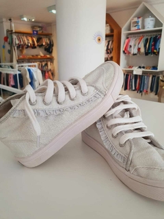 Zapatillas plateadas volados mimo t.31(296)