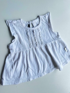 Vestido blanco tipo musculosa con volados t18m(134)
