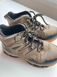 Borcegos Hush Puppies t.34(210)