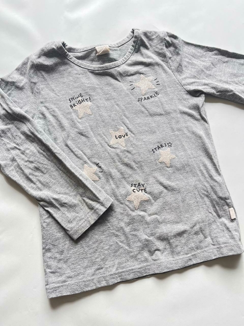Remera ml gris con estrellas brillosa Cheeky 3a(28.1)