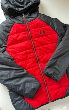 Campera inflable negra y roja Under Armour t 8/10a(01)