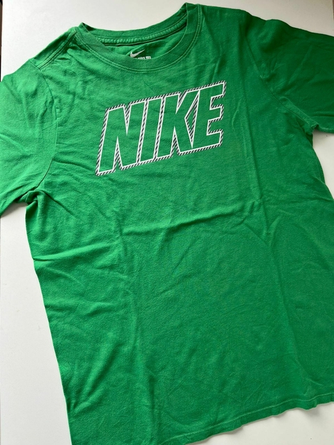 Remera verde NIke t10 (01) - (copia)