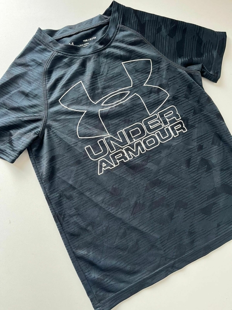 Remera Under Armour t6a negra (01)