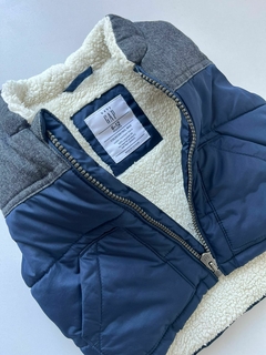 Chaleco azul y gris inflable Gap t6/12m (307) - comprar online