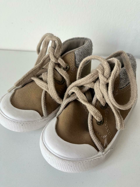 Zapatillas marrones tipo botita Mimo t20(48.2)