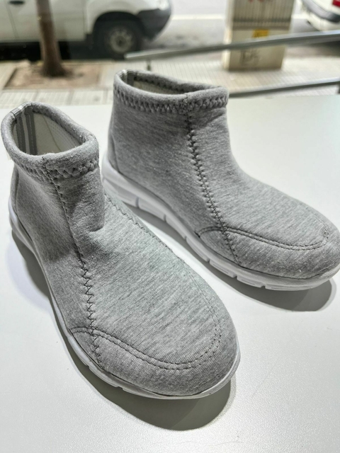 Botitas gris Nuevas Mini Anima t30(318) - comprar online