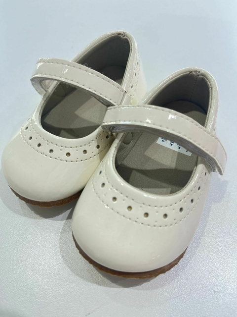 Zapatitos charol blanco MImo t17(347) - comprar online