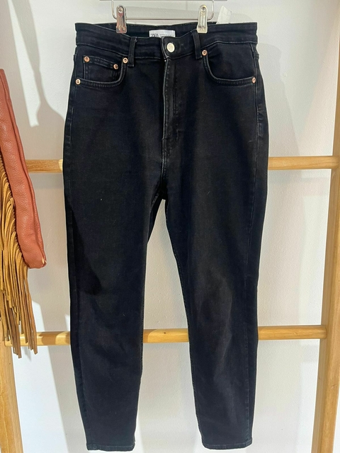 Jean negro tiro alto Zara t42 (ci 38) - comprar online