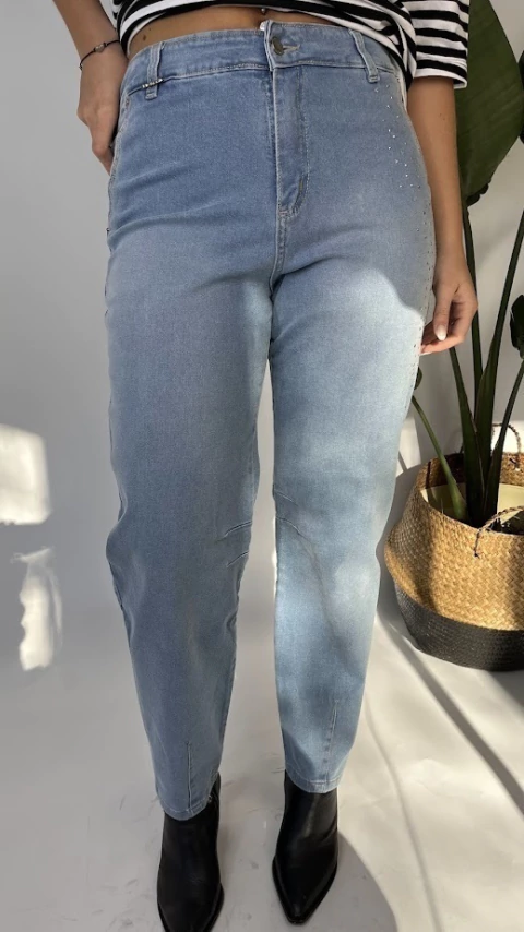 JEAN SLOUCHY ARUM - comprar online