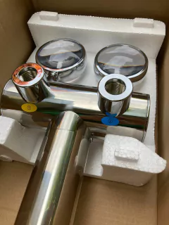 Imagen de Pilón Talos T Acero Inoxidable Para 2 Canillas Con Led