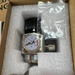 Mini regulador co2 con espigas y adaptador para drago en internet