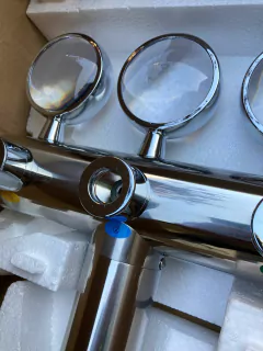 Pilón Talos T Acero Inoxidable Para 3 Canillas Con Led - tienda online