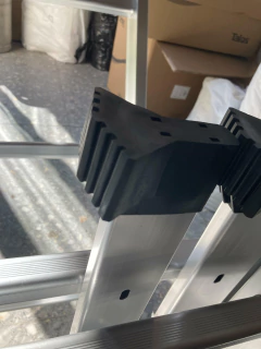 Escalera de aluminio plegable 12 escalones 3.5 metros