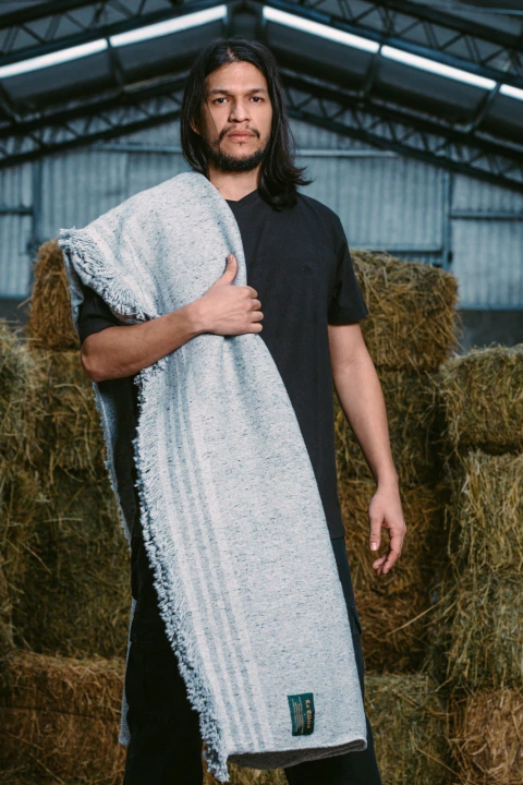 MANTA RUSTICA 1,60mt x 2,30mt AZUL - comprar online