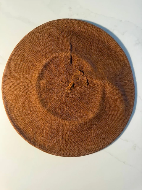 BOINA DE HILO MARRON 30 CM - comprar online