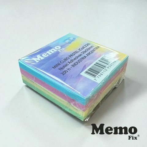 Cubo MemoFix Pastel de 200 hojas 50x50 mm. Colores suaves, adhesivo removible y estilo ideal para organizar tus ideas en casa u oficina.