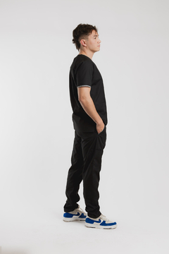 Black and Grey - comprar online