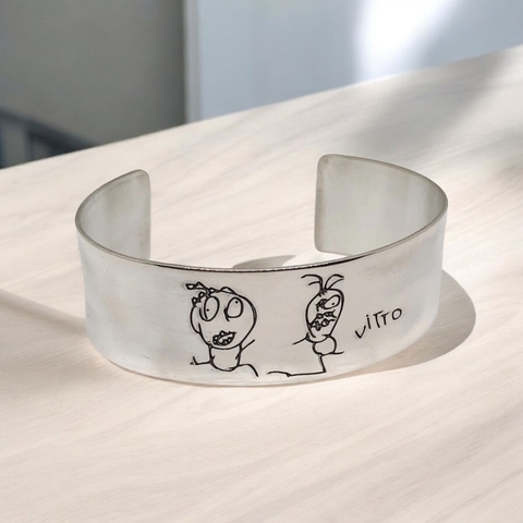 Pulsera de plata grabada con tu diseño - comprar online