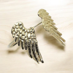 Pulsera Alas– Bañada en Oro - comprar online
