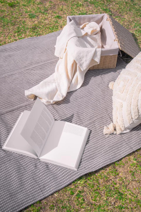 Manta Rústica Tejida NALCO - comprar online