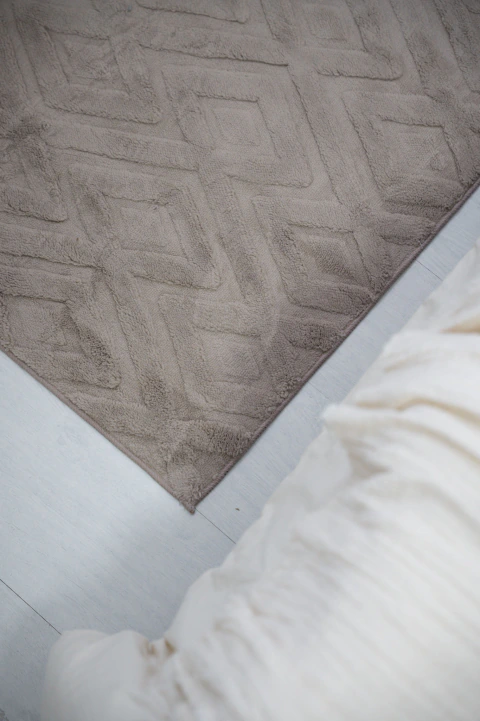 Imagen de Alfombra Costado de cama ROMBOS