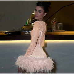 Conjunto Giane na internet